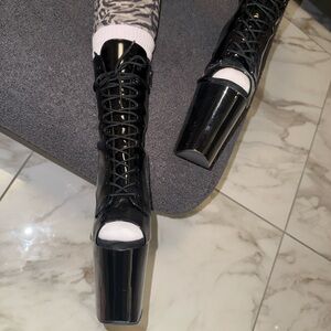 Pleaser Shiny Black Platform Lace-Up Shoes